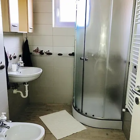 Апартаменти Cubox Apartament *