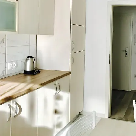 Cubox Apartament * Брашов