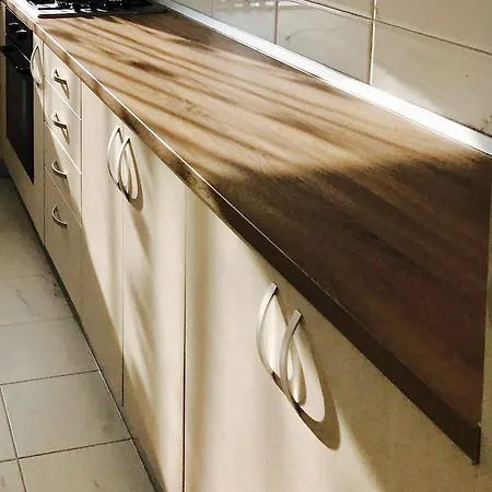 Cubox Apartament Апартаменти Брашов
